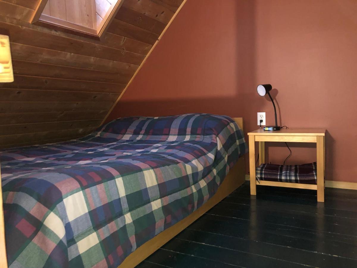 Camels Hump Guest Ranch Lumby Εξωτερικό φωτογραφία